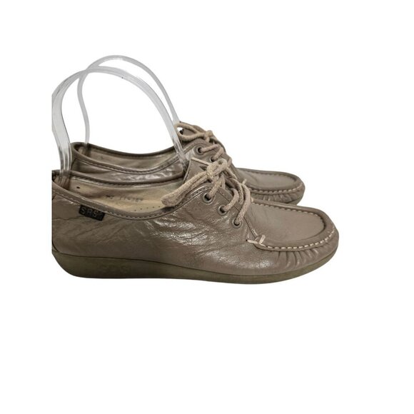 Vintage 70s SAS Tan Neutral Lace Up Preppy Shoe - Picture 1 of 10